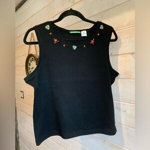 Onque | Black Sleeveless Tank w Wooden Bead Details